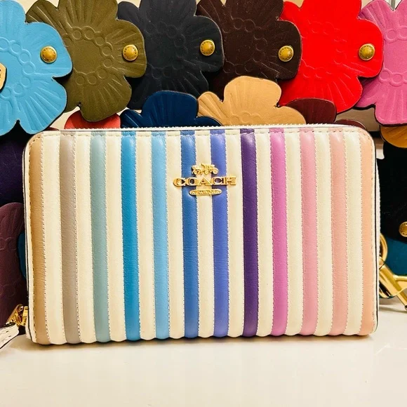 NWOT Rare Coach Rainbow Wallet - Picture 1 of 14